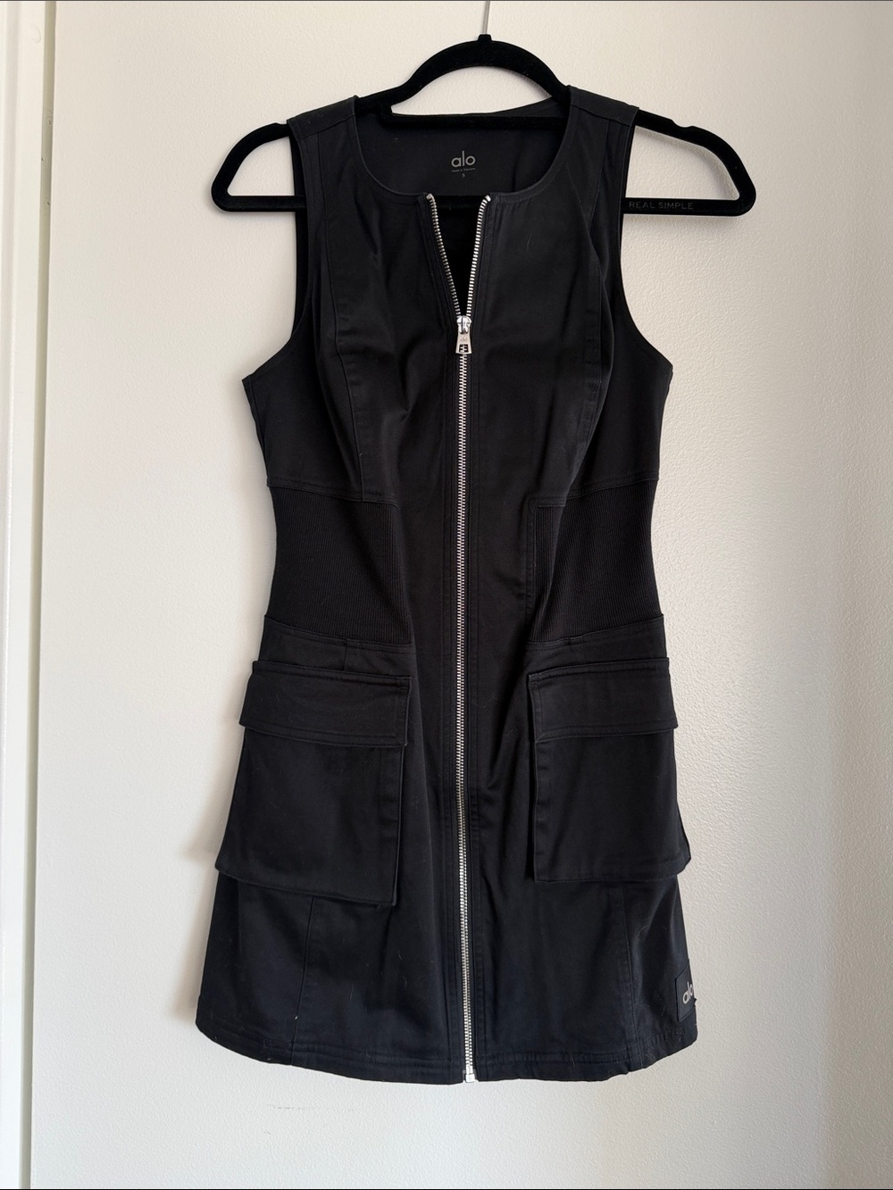 Alo Cargo Dress - Picture 4 of 4